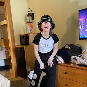 Meet your Posher, Faith